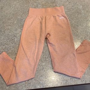AYBL Peach leggings